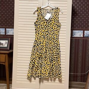 NWT LuLaRoe Yellow and Black Polka Dot full circle Dress